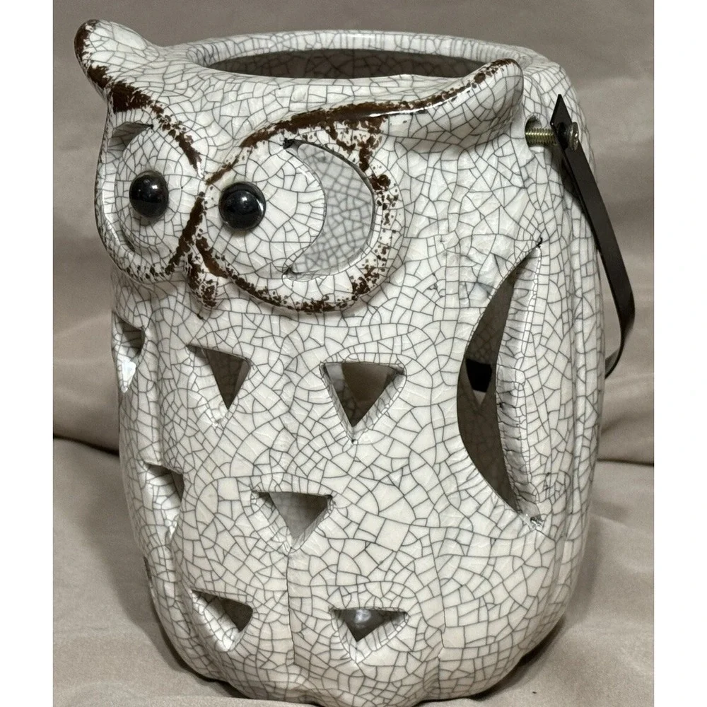 Pair Of Large Ceramic Owl Tealight With Metal‎ Handle